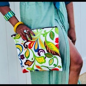 cLutCH closer look!!